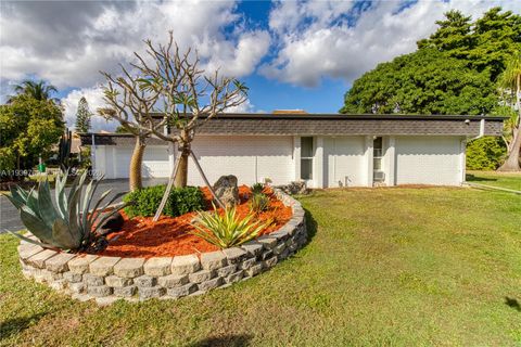 4806 Banyan Ln Tamarac FL 33319