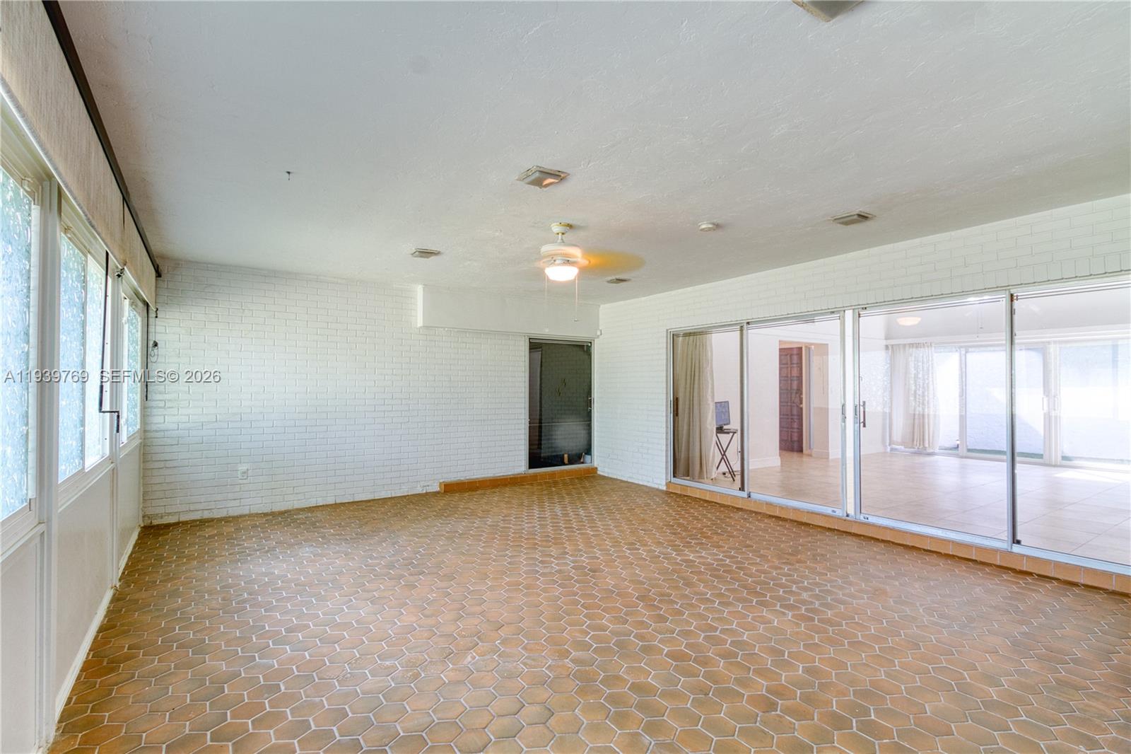 WOODLANDS SEC SIX - Residential