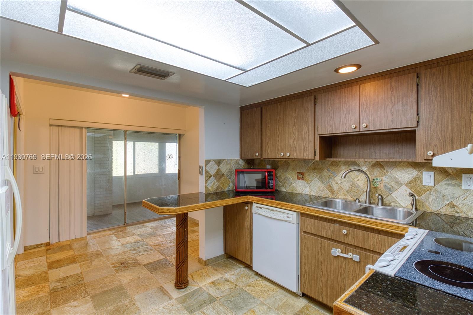 WOODLANDS SEC SIX - Residential