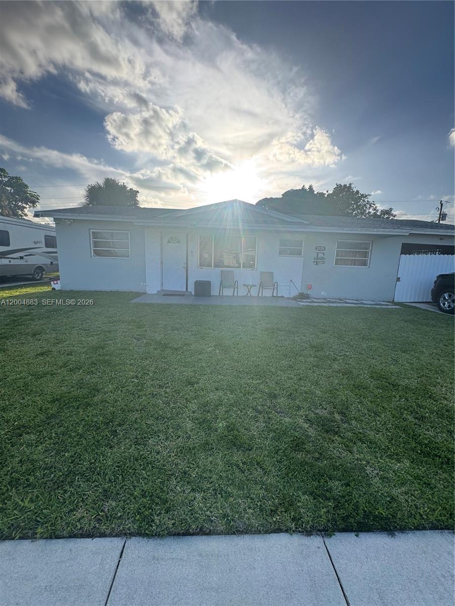 SOUTHERN GARDENS SEC 1 - Residential