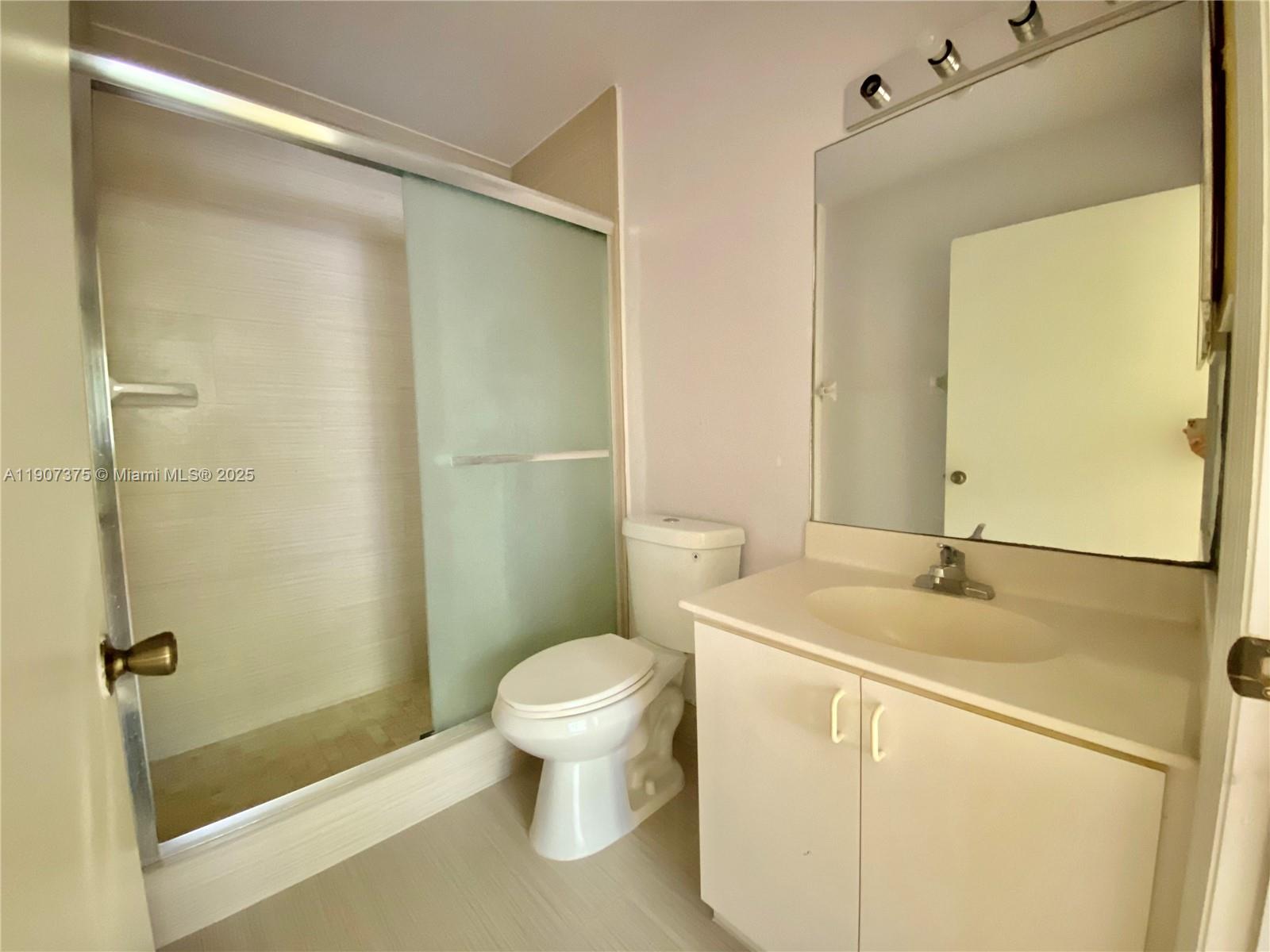 PRESERVE AT WALNUT CREEK - Residential Lease