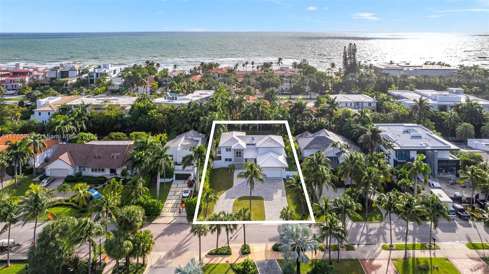 Rental Property at 465 Golden Beach Dr, Golden Beach, Miami-Dade County, Florida - Bedrooms: 4 
Bathrooms: 4  - $14,900 MO.