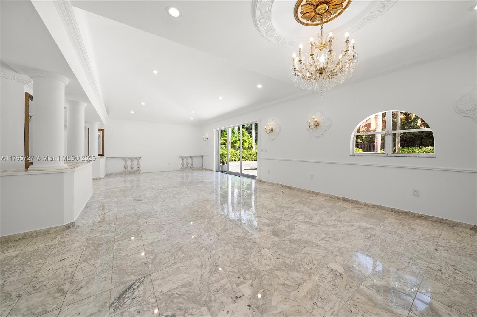GOLDEN BEACH SEC E - Residential Lease