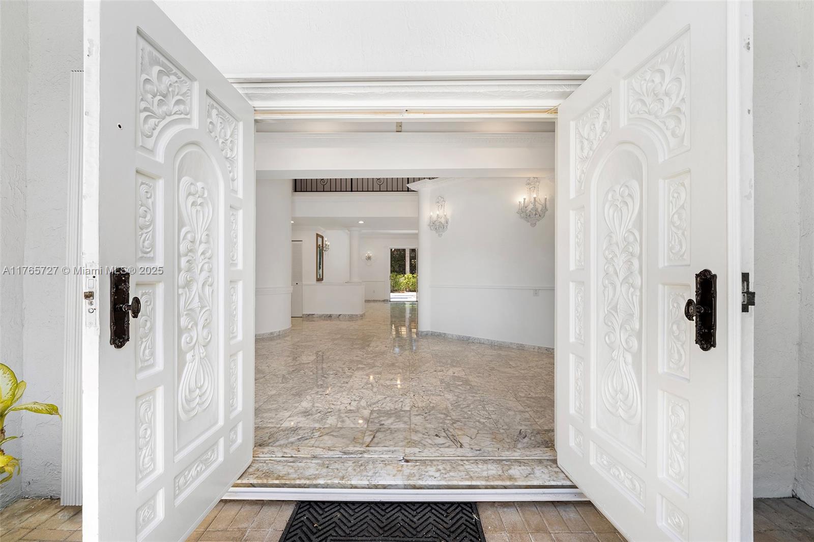 GOLDEN BEACH SEC E - Residential Lease