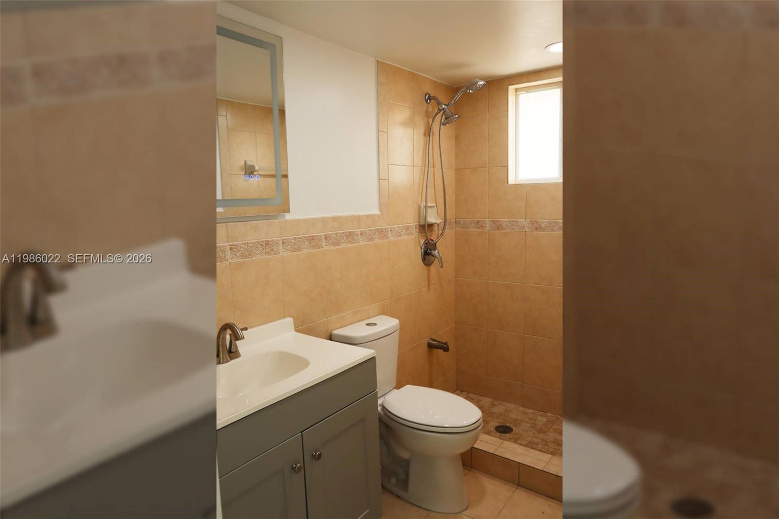 SILVER GARDENS VILLAS CON - Residential Lease