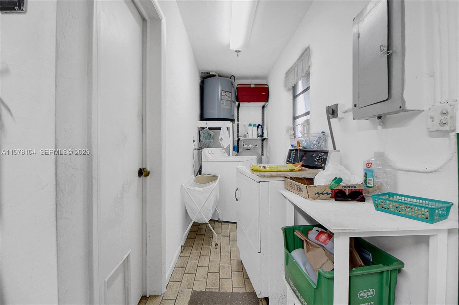 HIDEAWAY PINES SEC THREE - Residential