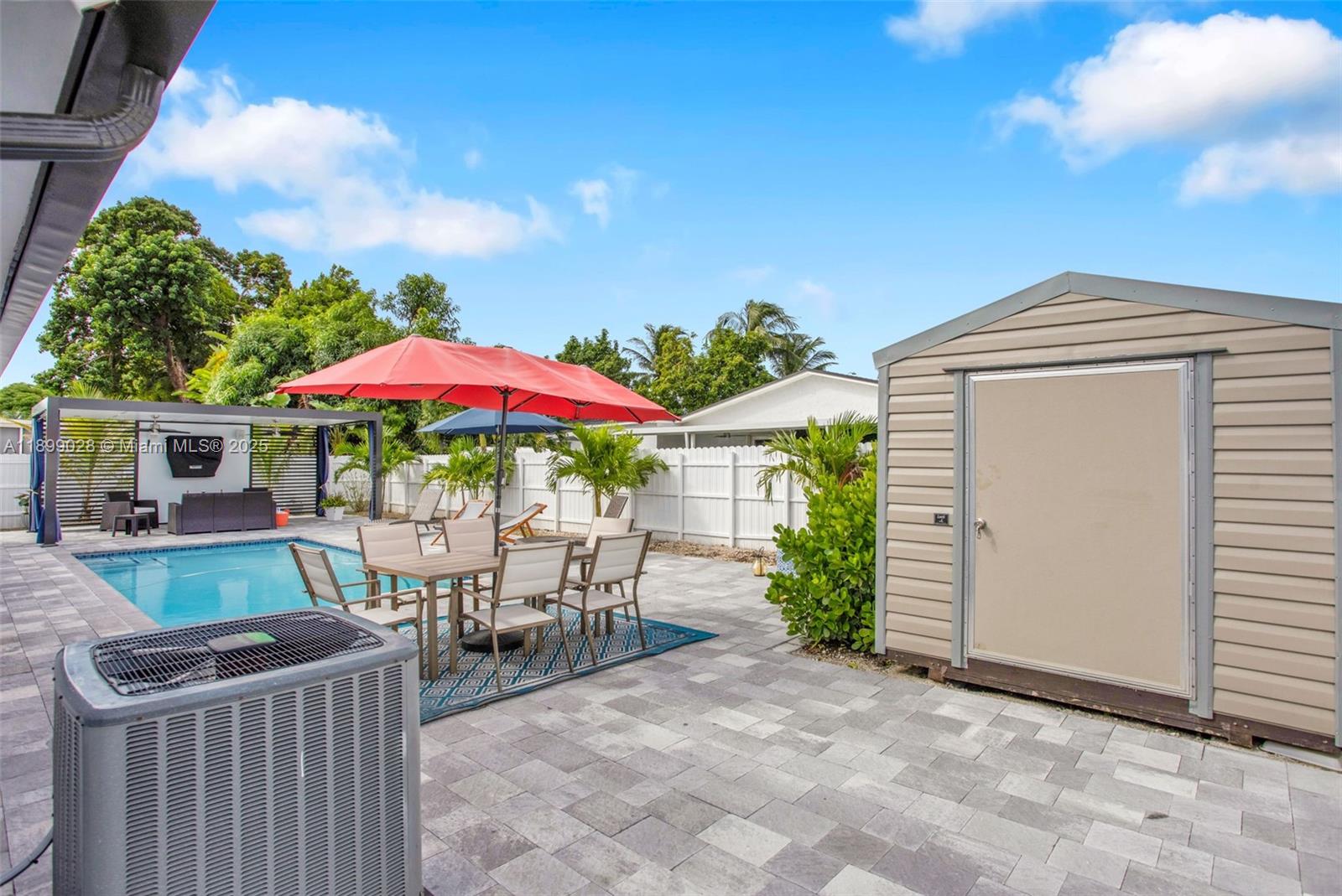 SOUTHLAND PINES - Residential