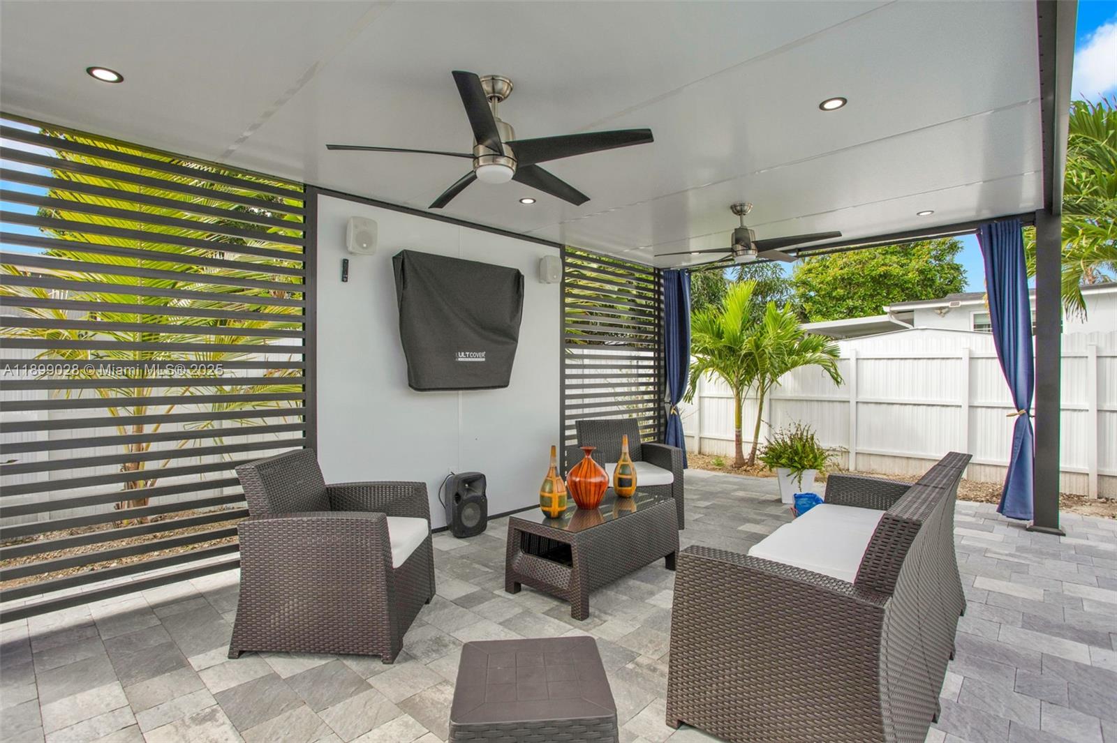 SOUTHLAND PINES - Residential