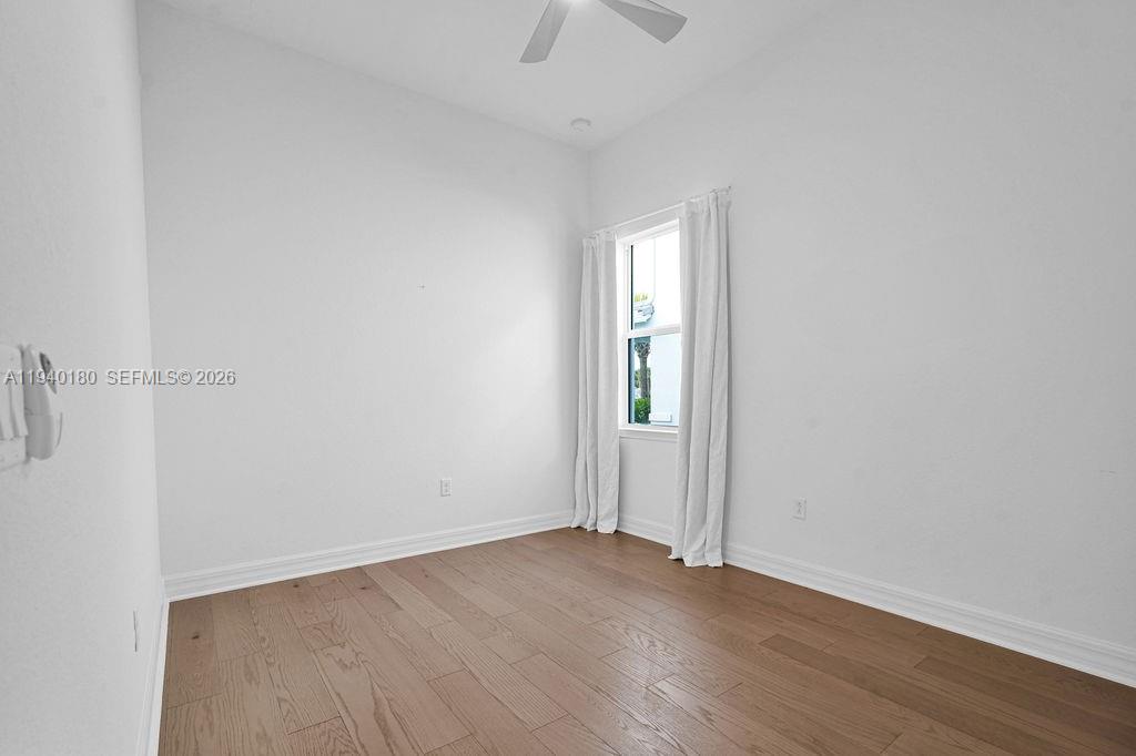 WINDSONG ESTATES - Residential