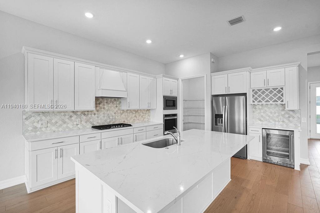 WINDSONG ESTATES - Residential