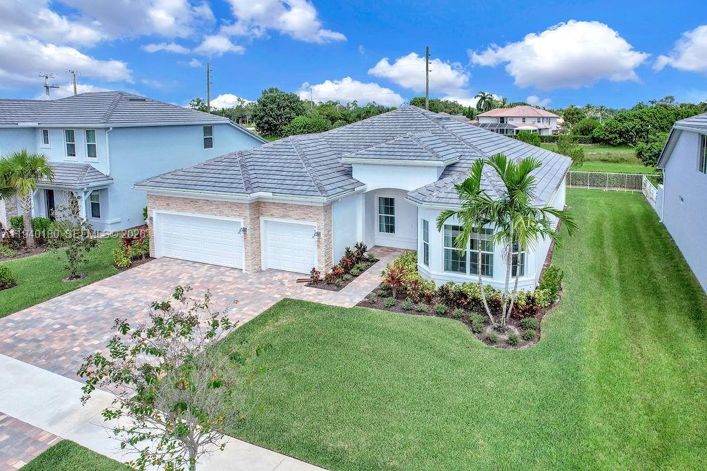 WINDSONG ESTATES - Residential