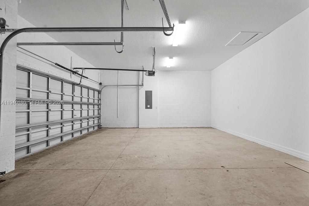 WINDSONG ESTATES - Residential