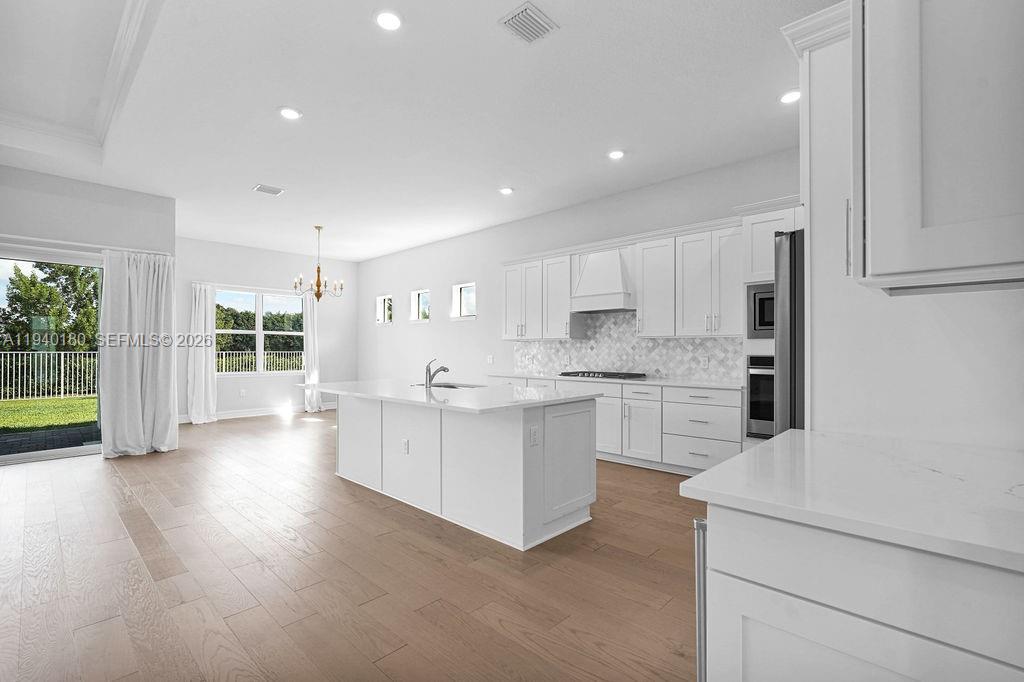 WINDSONG ESTATES - Residential