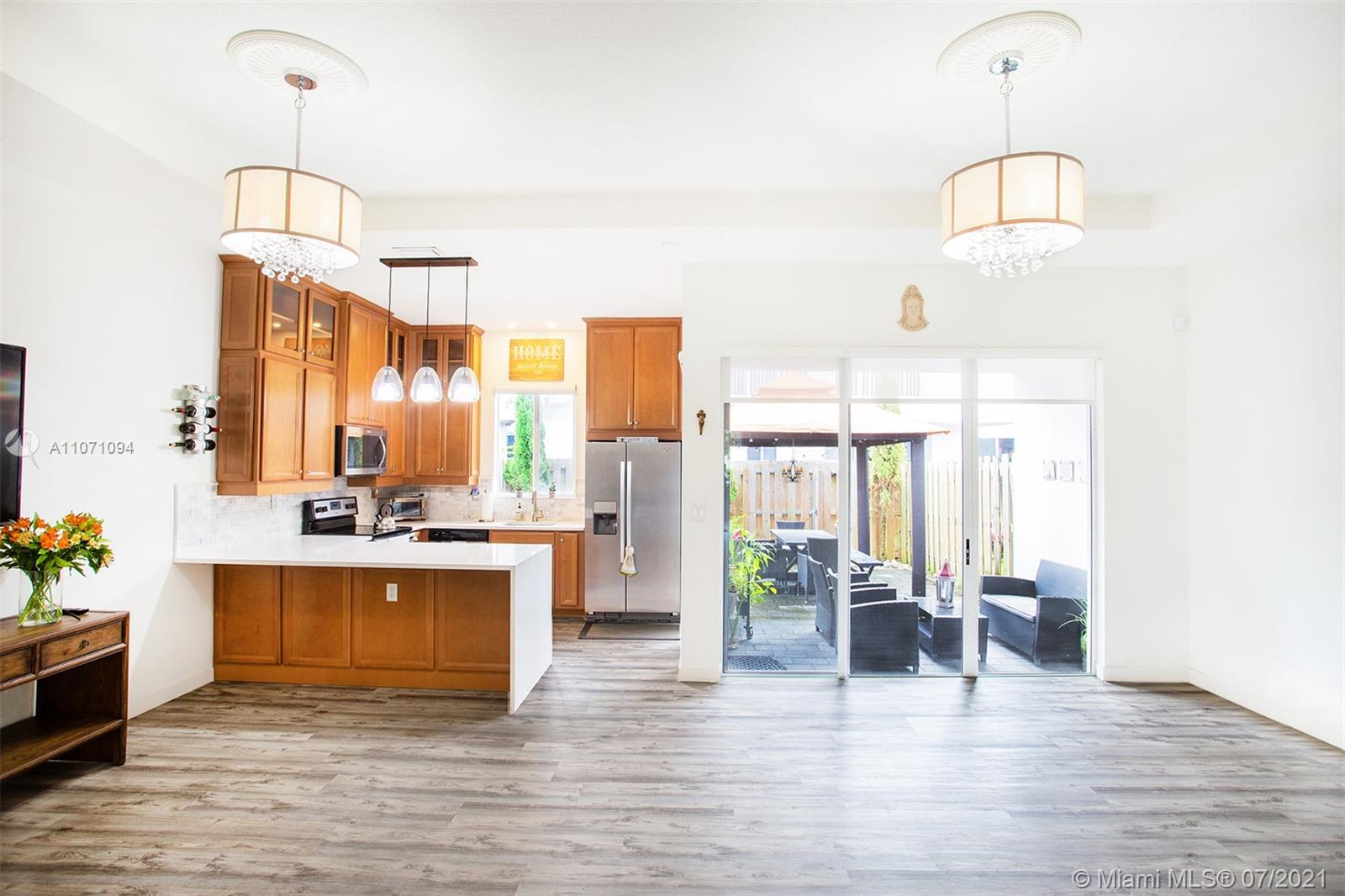 VENETIAN PARC WEST - Residential Lease