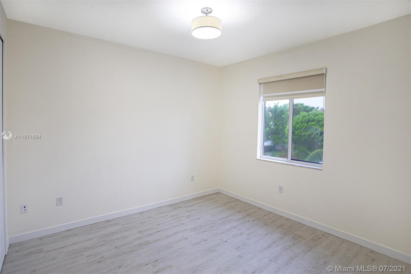 VENETIAN PARC WEST - Residential Lease