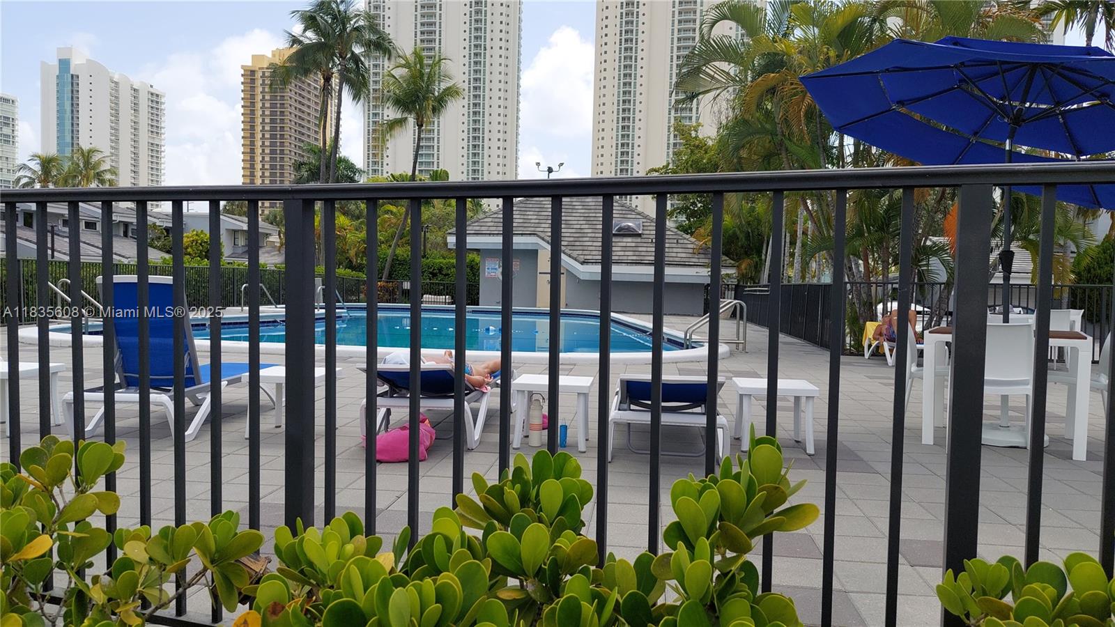 POINCIANA IS YT & RCQ CLU - Residential Lease