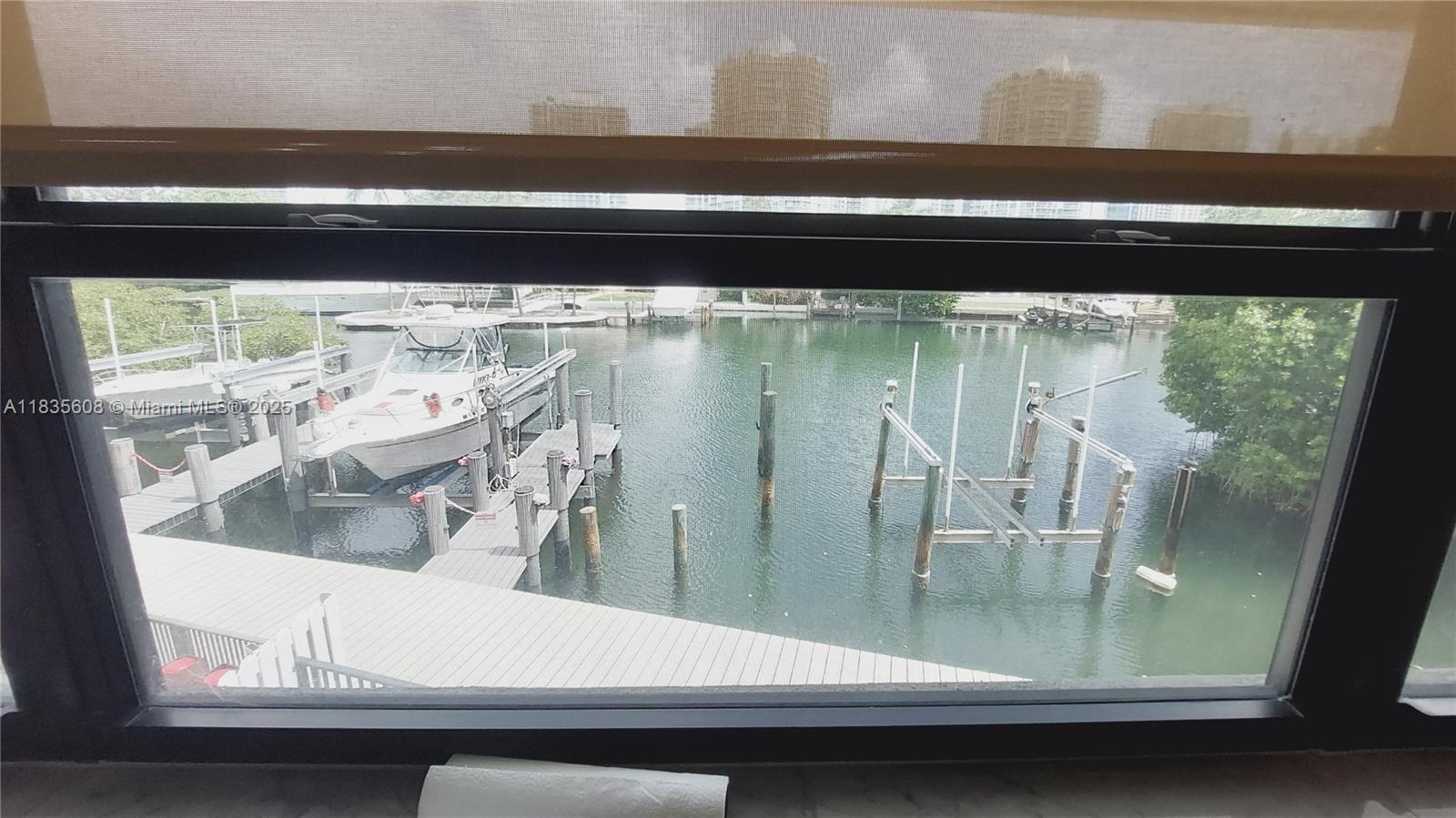 POINCIANA IS YT & RCQ CLU - Residential Lease