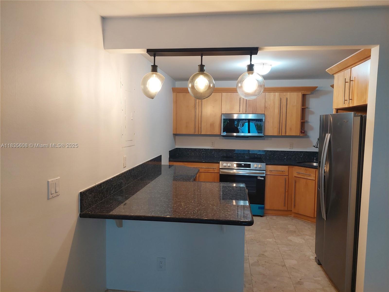 POINCIANA IS YT & RCQ CLU - Residential Lease