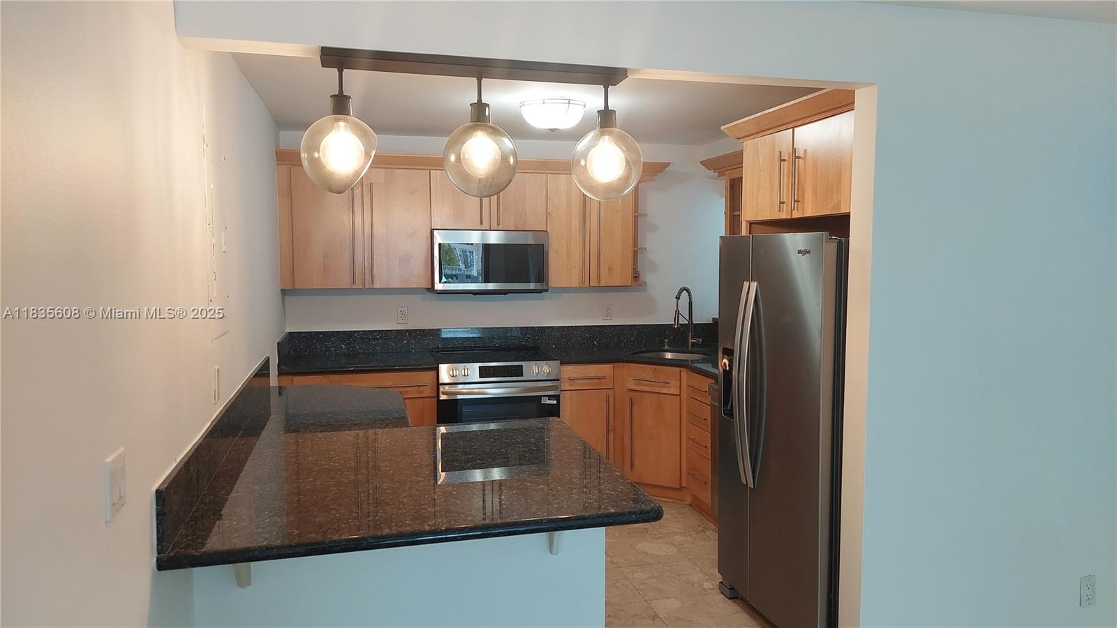 POINCIANA IS YT & RCQ CLU - Residential Lease