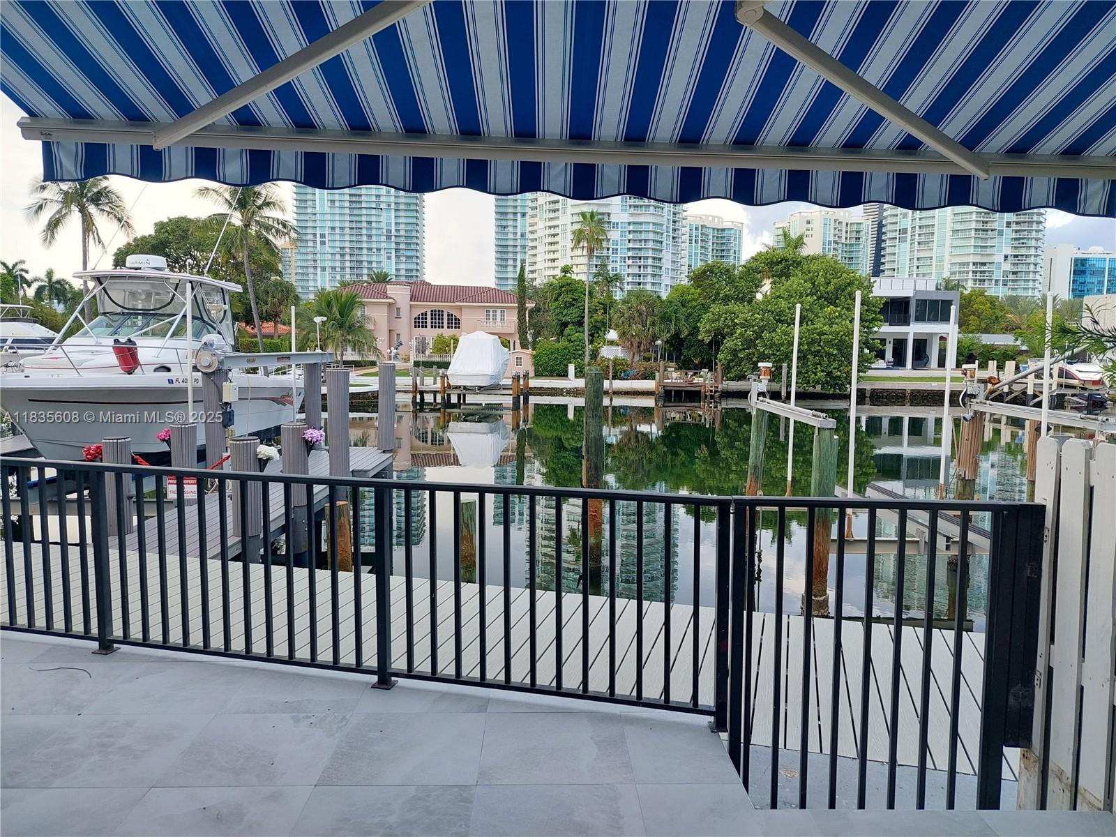 POINCIANA IS YT & RCQ CLU - Residential Lease