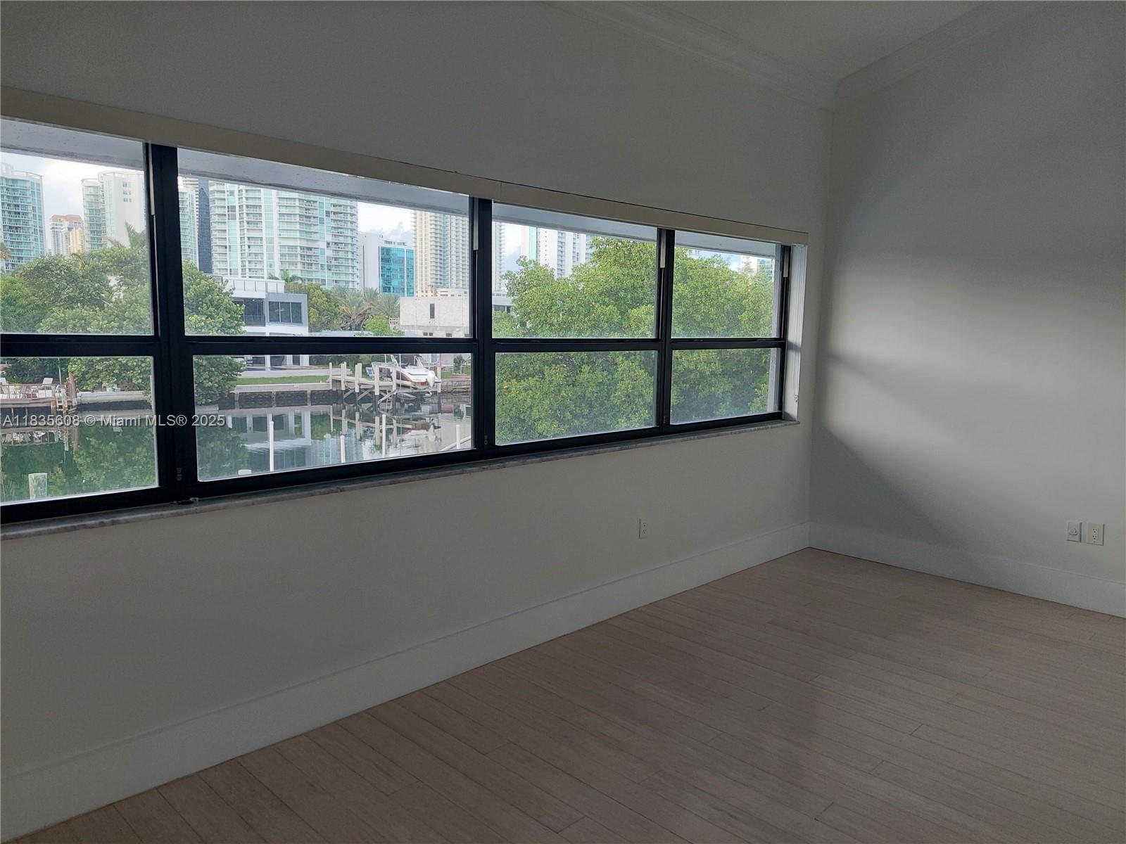 POINCIANA IS YT & RCQ CLU - Residential Lease