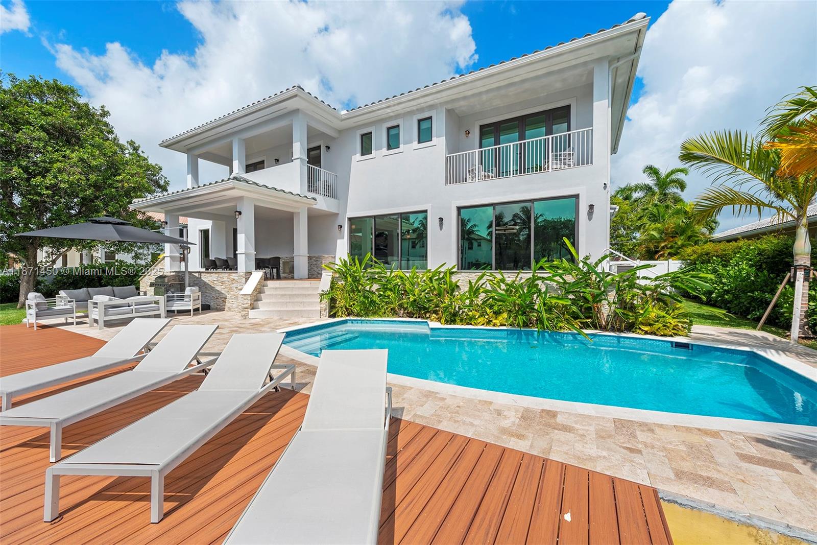 HOLLYWOOD GOLF ESTATES SE - Residential Lease