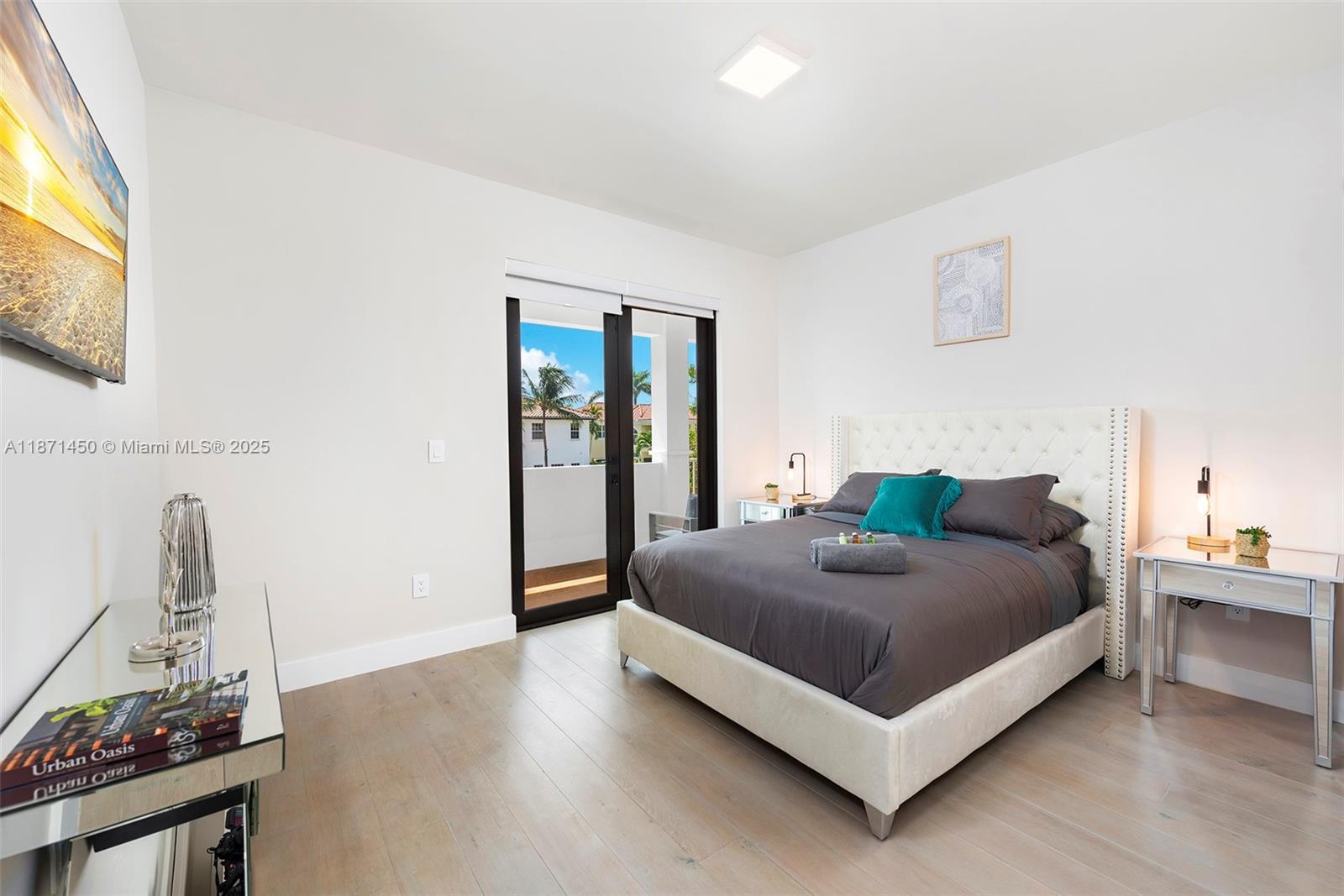 HOLLYWOOD GOLF ESTATES SE - Residential Lease