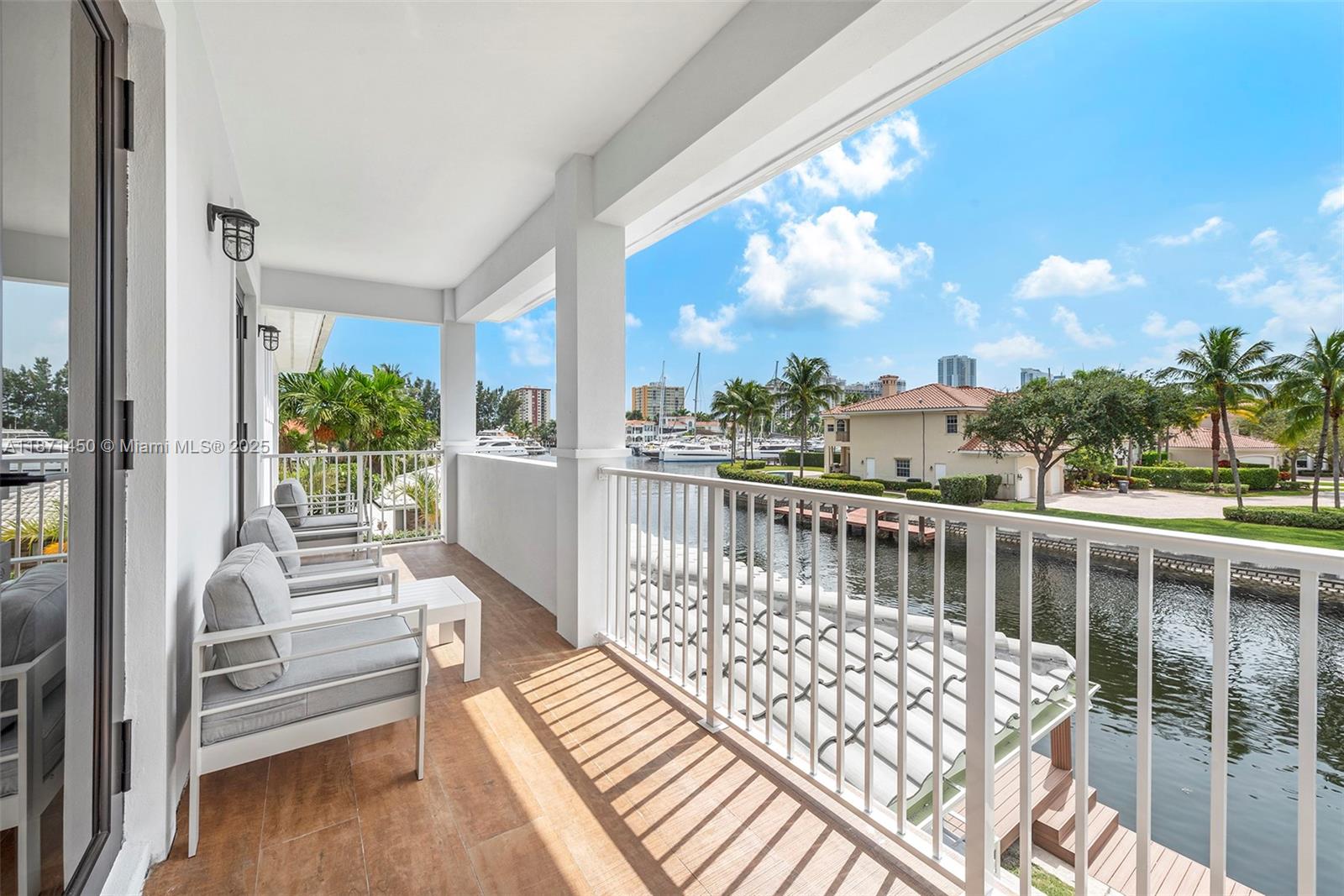 HOLLYWOOD GOLF ESTATES SE - Residential Lease