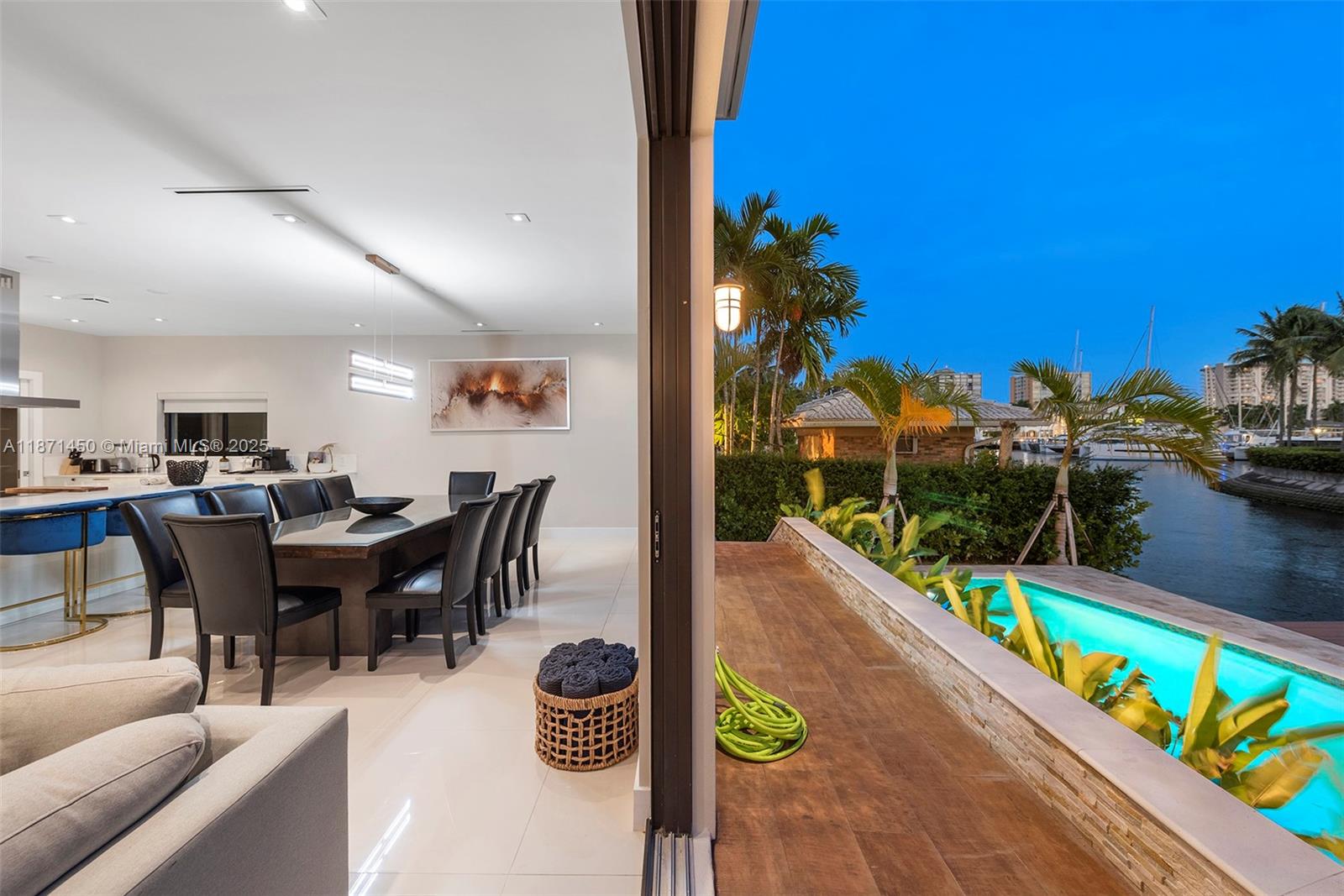 HOLLYWOOD GOLF ESTATES SE - Residential Lease