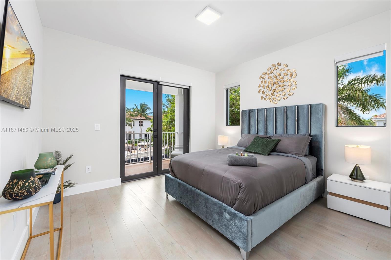 HOLLYWOOD GOLF ESTATES SE - Residential Lease