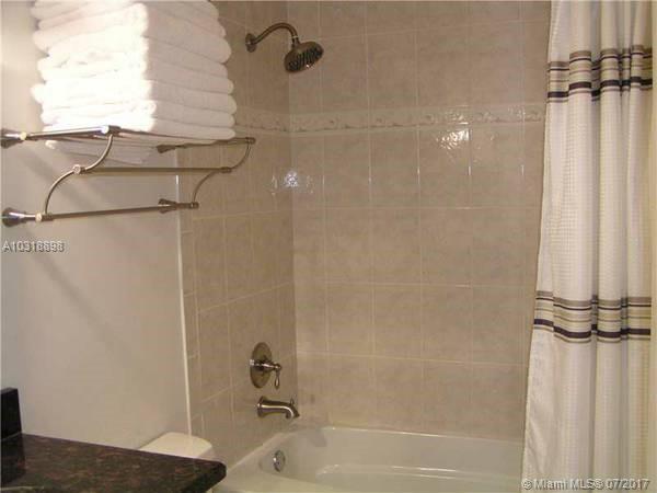 BANYAN PARK CONDO - Residential Lease