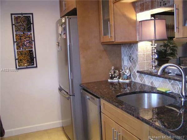 BANYAN PARK CONDO - Residential Lease