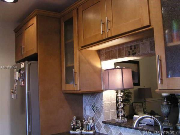 BANYAN PARK CONDO - Residential Lease