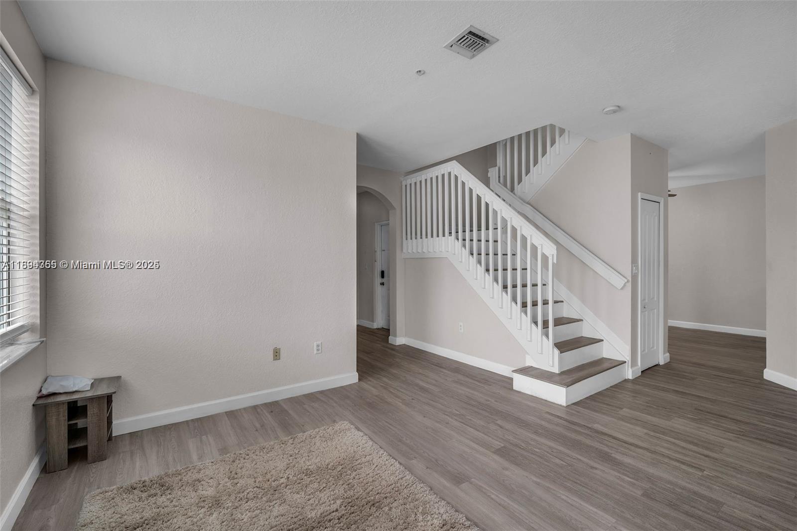 COURTYARDS TWO CONDO - Residential Lease