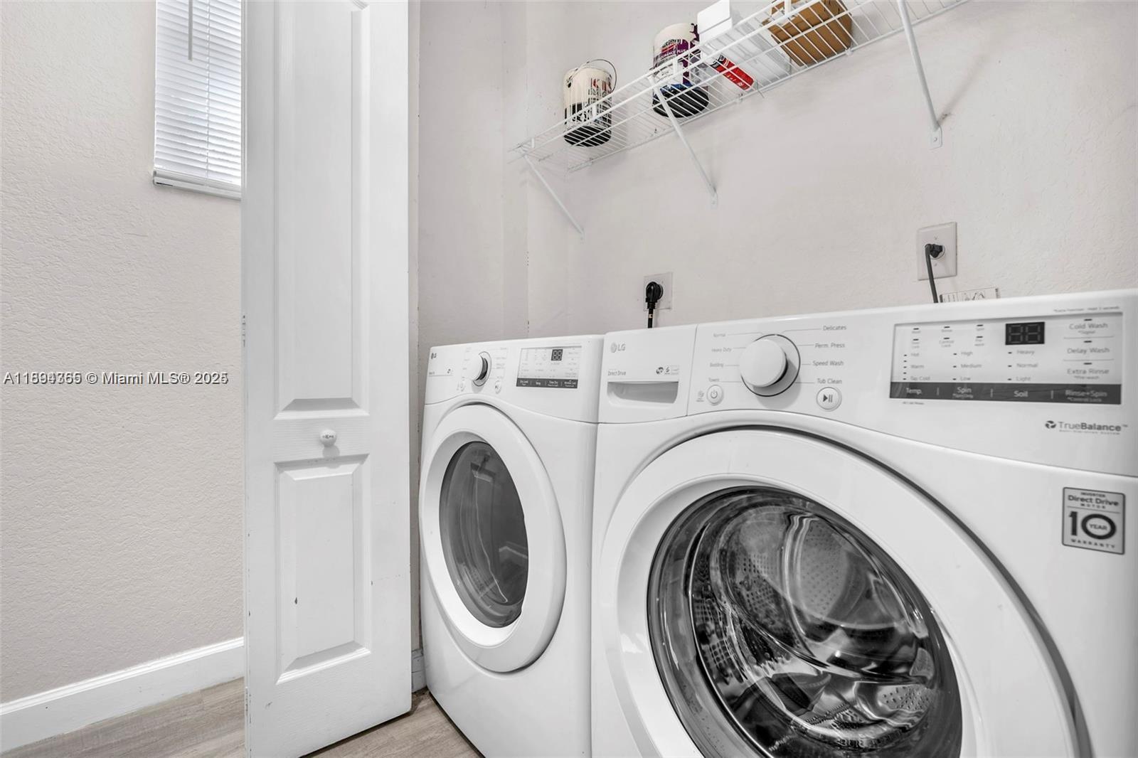 COURTYARDS TWO CONDO - Residential Lease