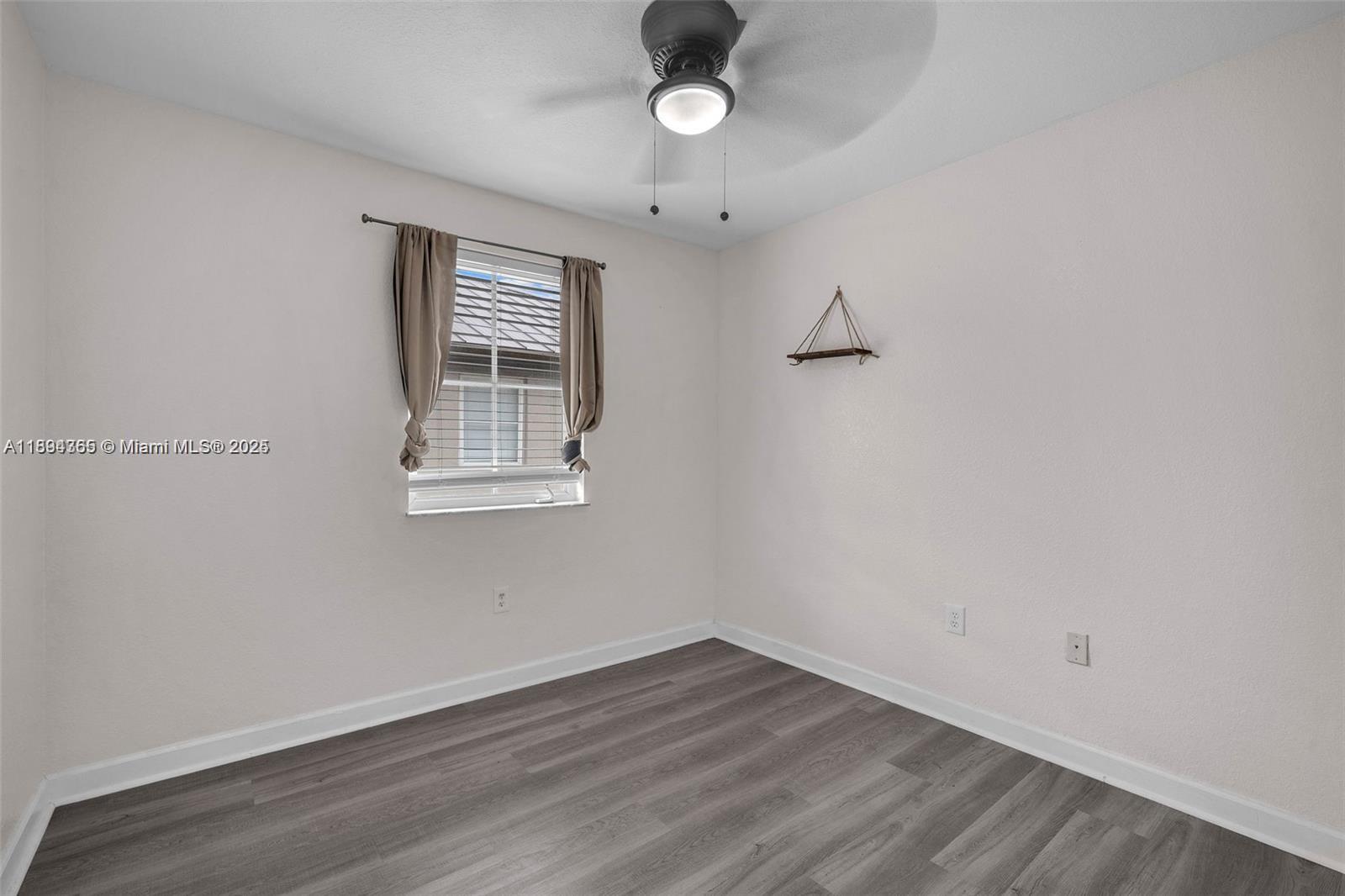 COURTYARDS TWO CONDO - Residential Lease