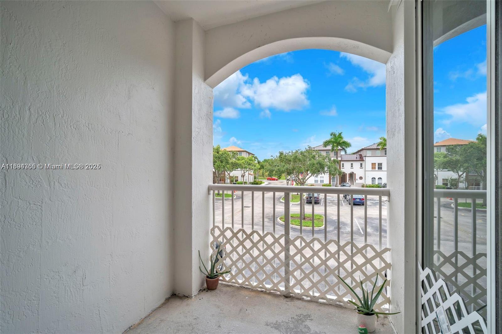 COURTYARDS TWO CONDO - Residential Lease