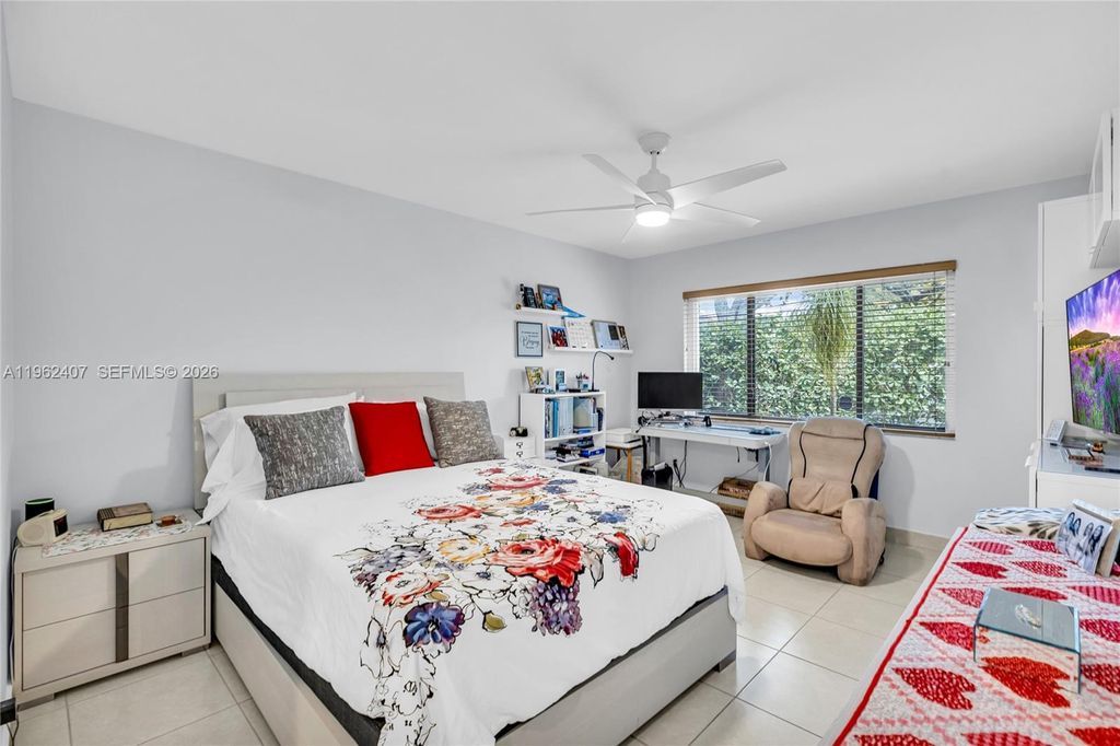 Photo of 8025 NW 15th Mnr #8025, Plantation, FL 33322 (MLS # A11962407)