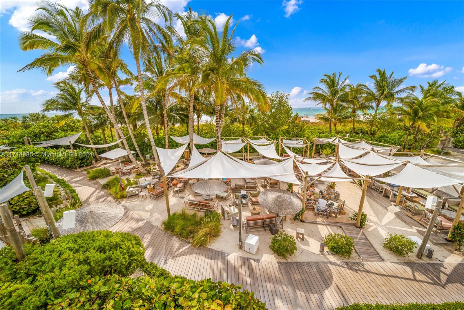 RONEY PALACE CONDO - Residential