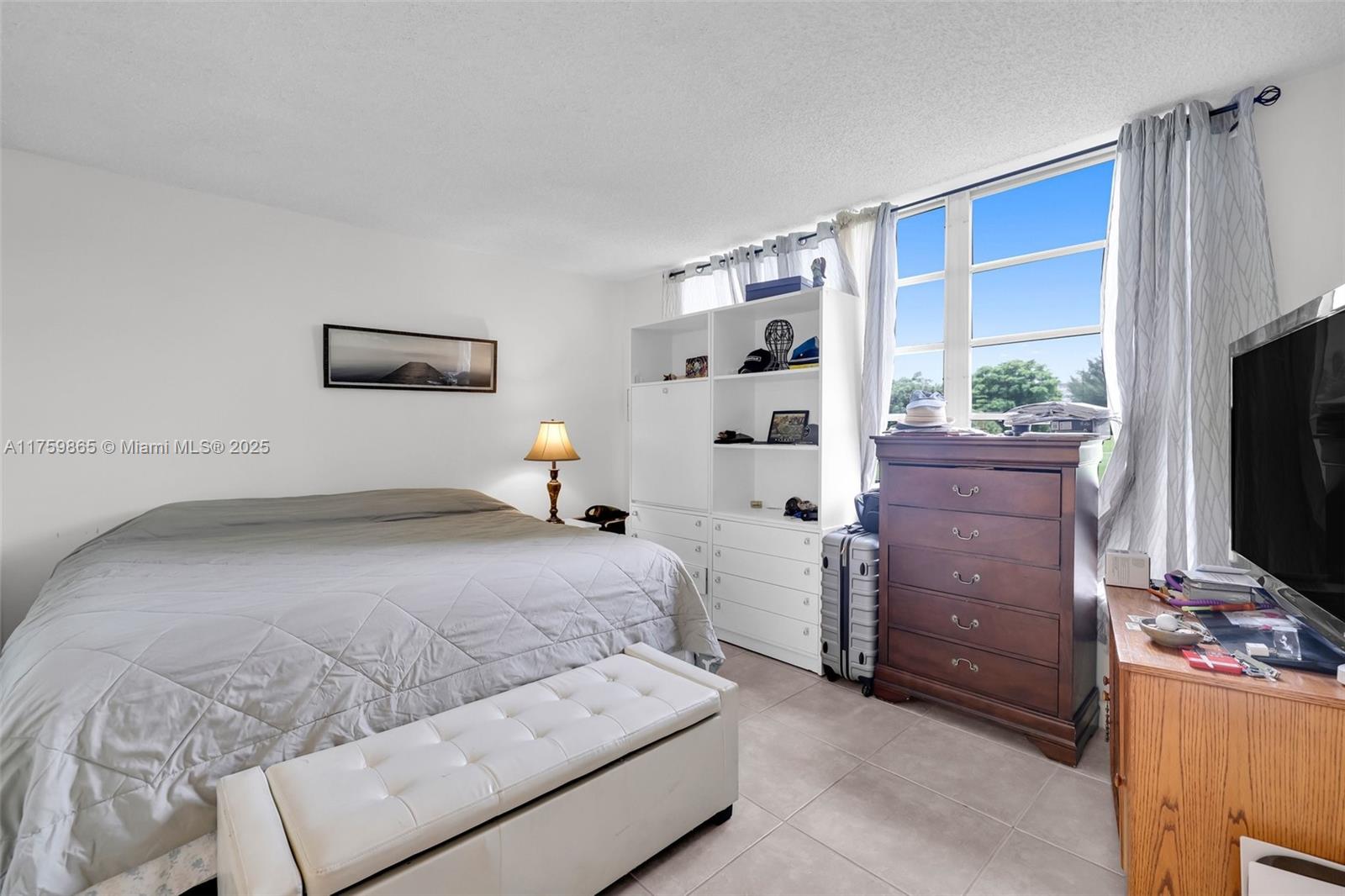 NO 5 PALM-AIRE COUNTRY CL - Residential