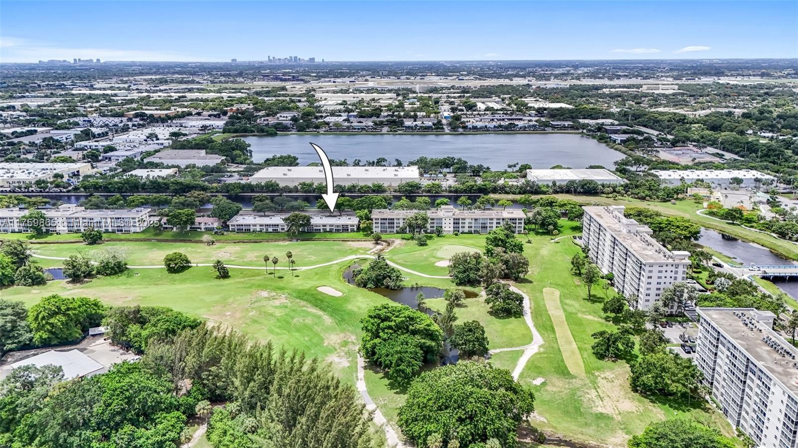 NO 5 PALM-AIRE COUNTRY CL - Residential