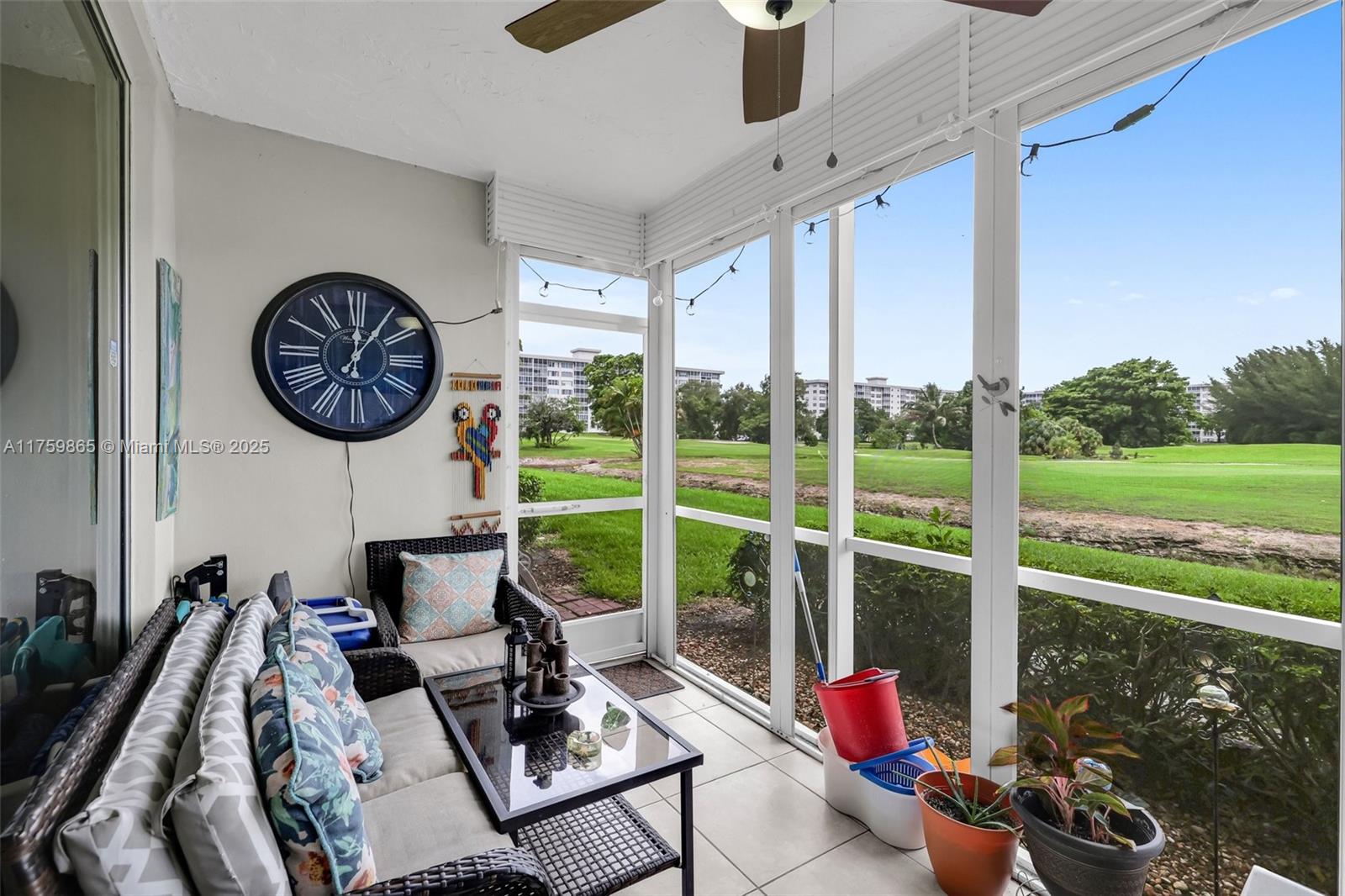 NO 5 PALM-AIRE COUNTRY CL - Residential