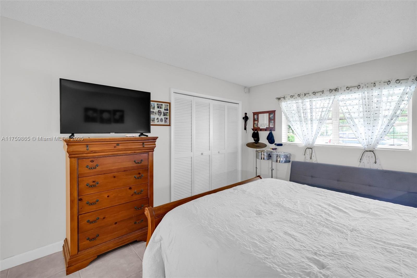 NO 5 PALM-AIRE COUNTRY CL - Residential