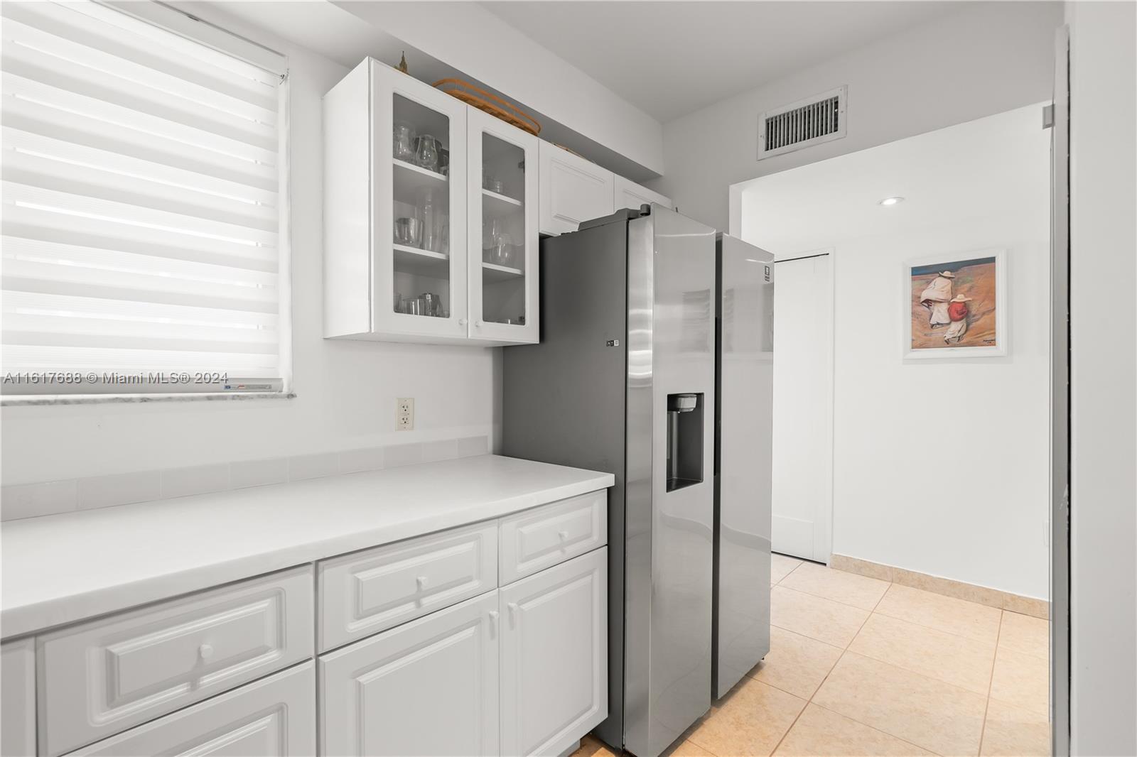 ROND POINT CONDO - Residential