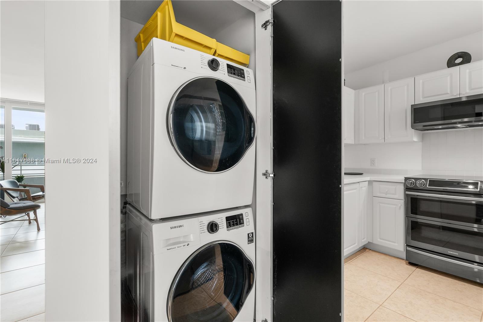 ROND POINT CONDO - Residential