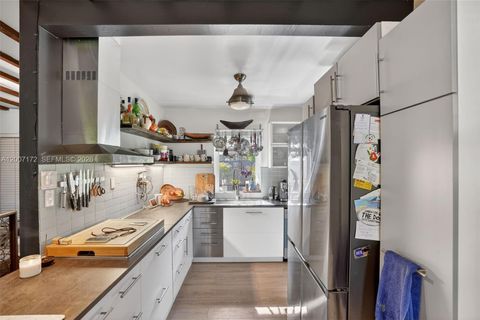 Tiny photo for 270 NW 106th St, Miami, FL 33150 (MLS # A12007172)