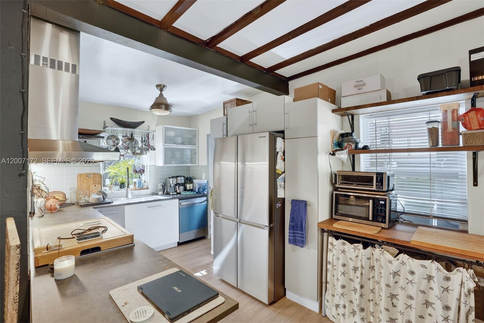 W MIAMI SHORES SEC B - Residential