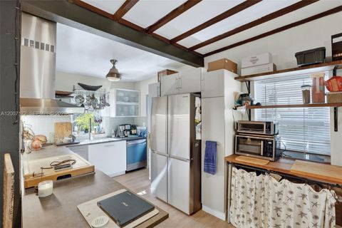 Tiny photo for 270 NW 106th St, Miami, FL 33150 (MLS # A12007172)