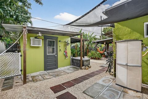 Tiny photo for 270 NW 106th St, Miami, FL 33150 (MLS # A12007172)