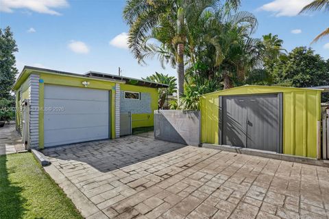 Tiny photo for 270 NW 106th St, Miami, FL 33150 (MLS # A12007172)